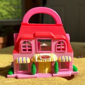 Hello Kitty "Sweet Shop" miniature collectible set